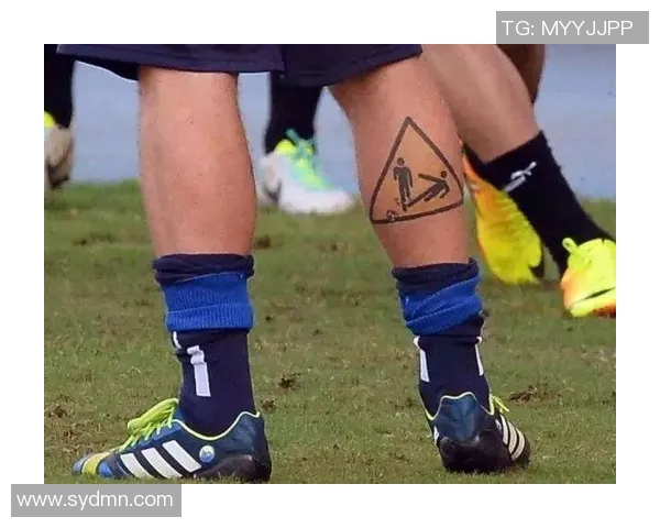 足球明星热衷纹身背后的故事与文化意义探讨