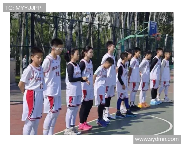 天赋与荣耀交织的篮球传奇少年如何在赛场上书写自己的辉煌人生
